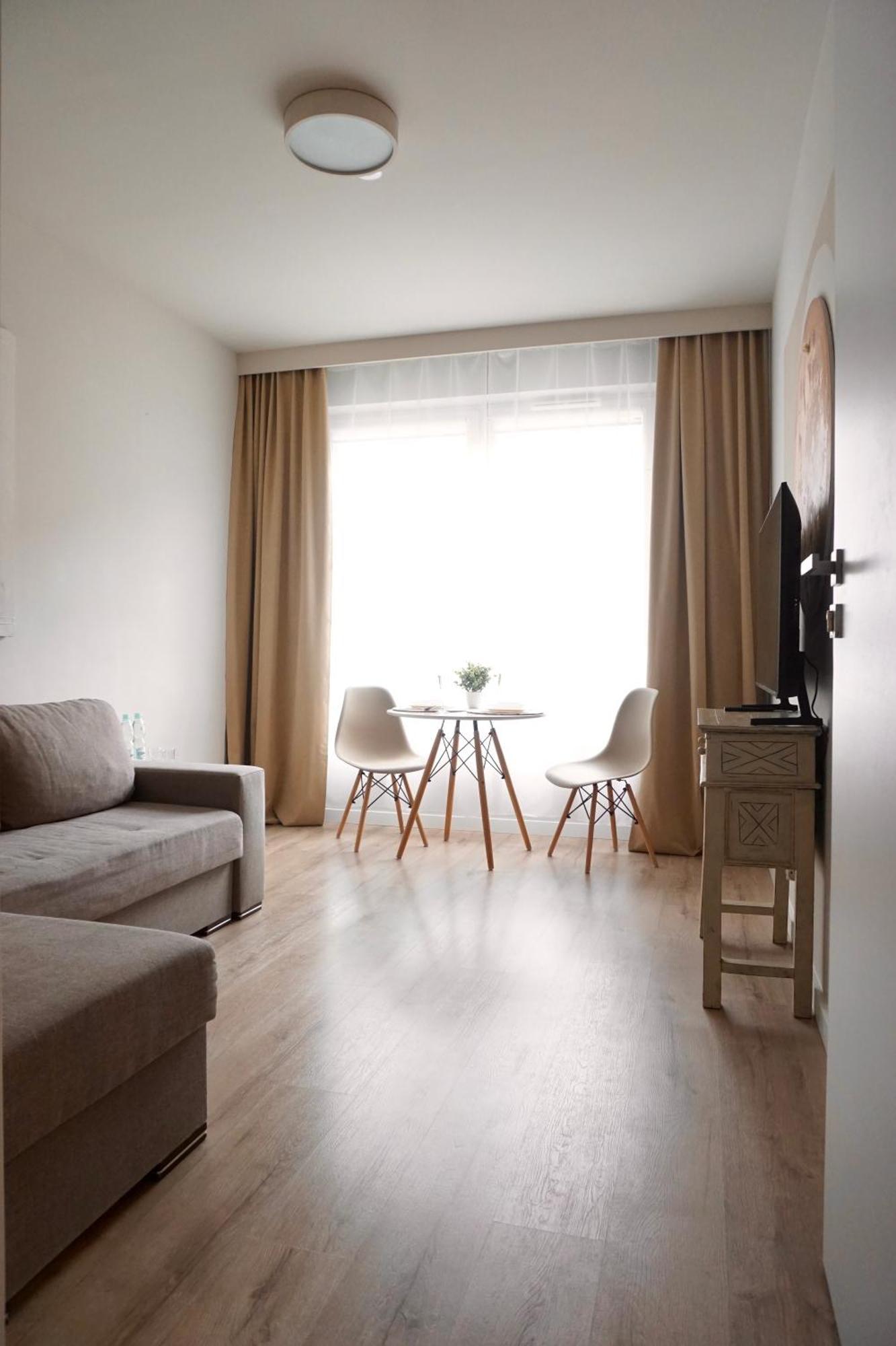 Komputerowa Apartments Airport And Business District Варшава Экстерьер фото